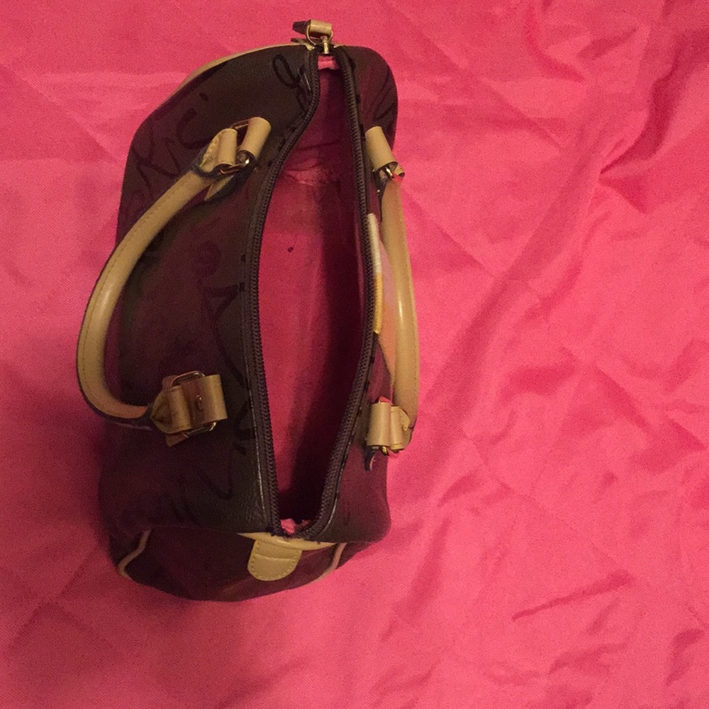 Victoria Secret Purse - Picture 4 of 6